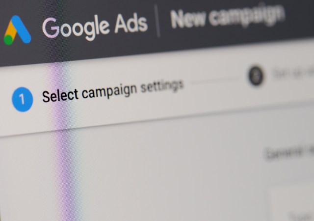 Google Ads campaign selection screen