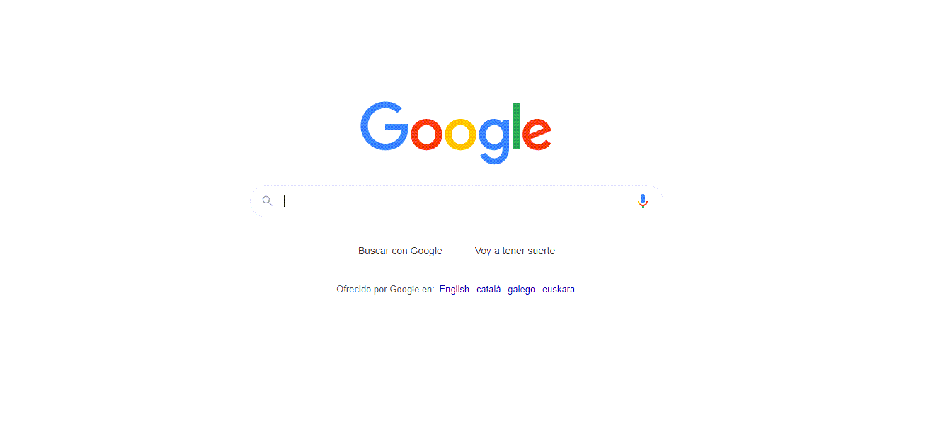 Regla 8 Usabilidad web ejemplo simplicidad de Google