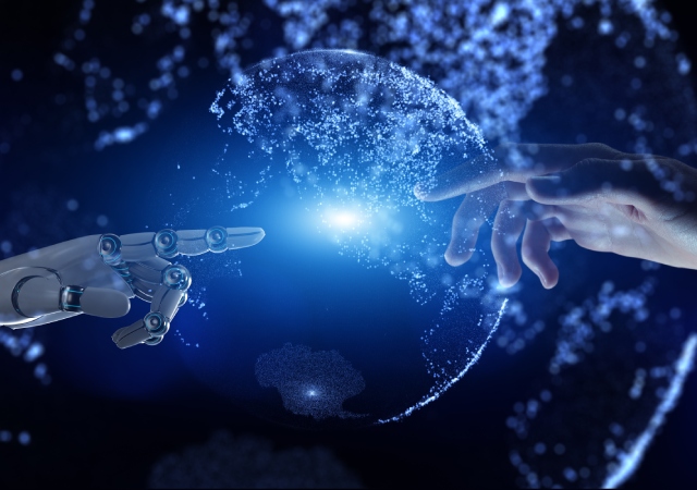 mano robótica y humana acercándose